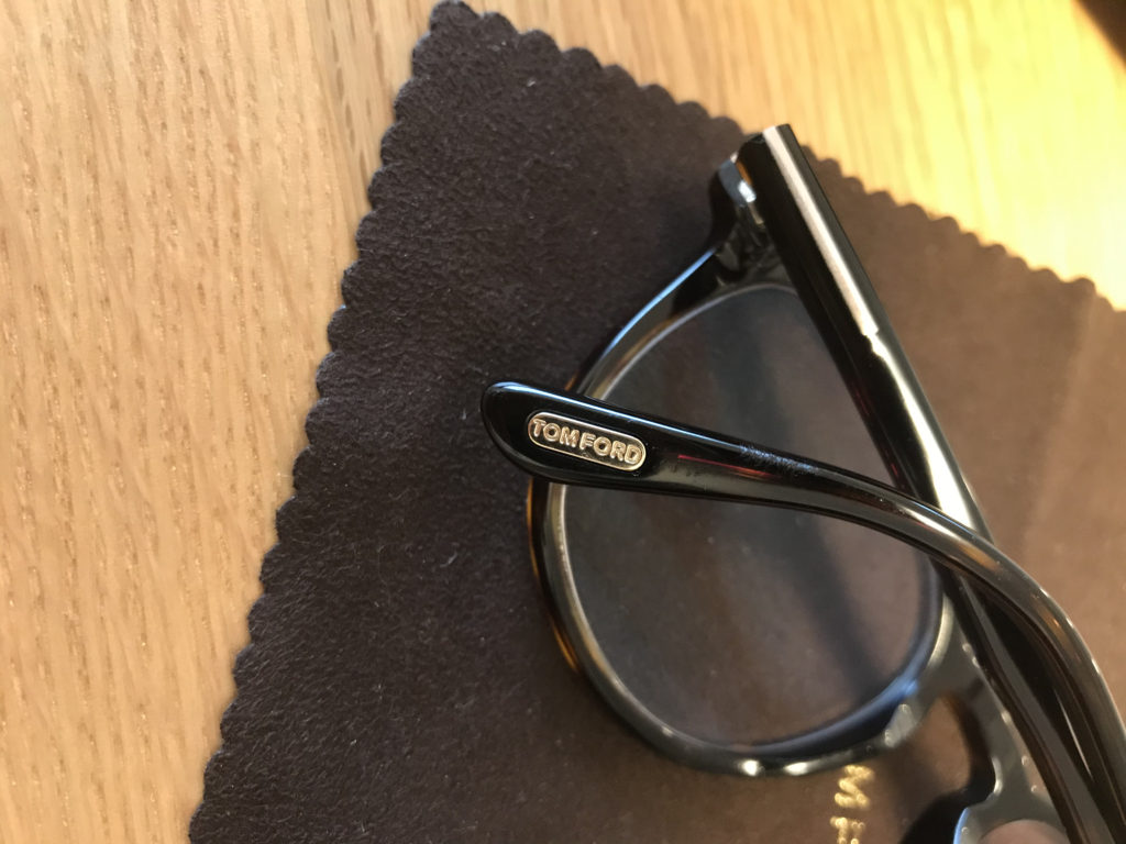 smart buy glass（スマートバイグラス）で購入したTom Ford眼鏡